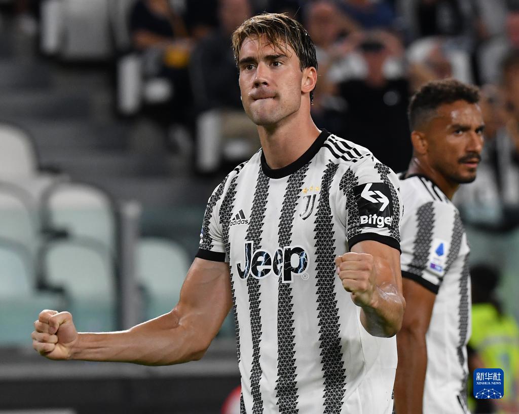 贾凯里尼：诺阿-朗是早期版本的我，尤文坎比亚索是后期的我（贾凯里尼：诺阿朗像我年轻时，尤文坎比亚索像我成熟期）