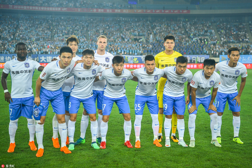 逆天操作！前西汉姆球员社媒炫耀贩毒，被判入狱三年（前西汉姆球员在社媒炫耀贩毒，获刑三年）