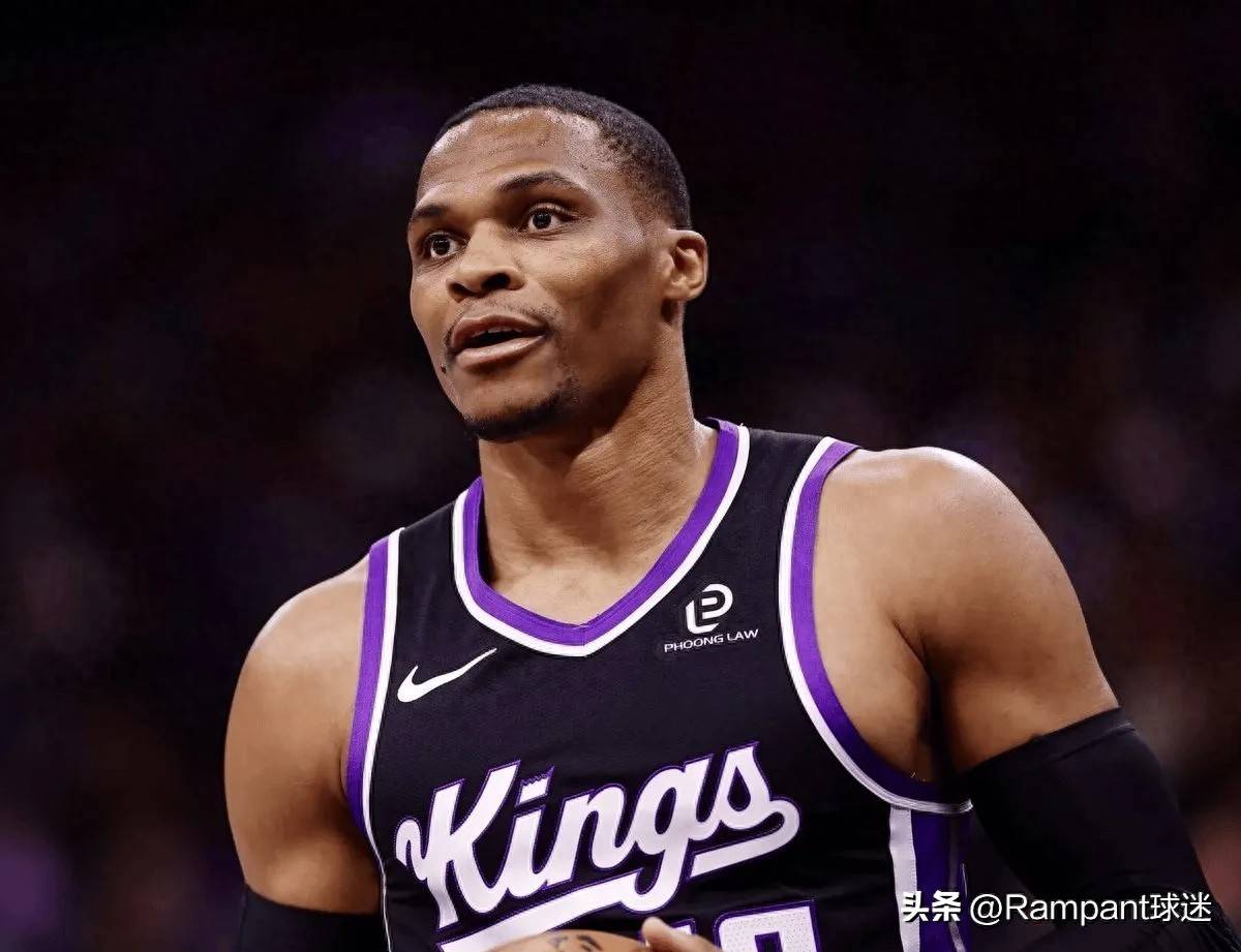 扛起球队进攻！小波特半场19分4抢断，第二节5中5（小波特火力全开：半场19分4抢断，次节5投5中扛起进攻）