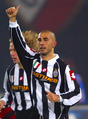 最吸引人的是球商——庞峥麟被盯防仍展示出鲜明的比赛内容（球商最抢眼：庞峥麟在严防之下仍打出鲜明比赛风格）