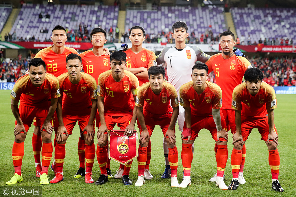 巴萨vs毕尔巴鄂竞技：亚马尔领衔，费尔明、奥尔莫出战（巴萨对阵毕尔巴鄂：亚马尔挂帅，费尔明与奥尔莫登场）