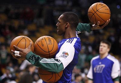 安德雷：非常感激被安帅征召，无论踢哪个位置我都会尽我所能（安德雷：感谢安帅召入，任何位置我都全力以赴）