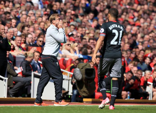 阿斯：巴萨和拜仁都有意桑托斯后卫索萨，后者被誉为新马塞洛（阿斯报：巴萨与拜仁竞逐桑托斯后卫索萨，被誉为新马塞洛）