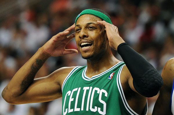 联赛不用让路了，国足2026年国际比赛日期间不会提前组织集训（2026年国际比赛日联赛照常进行，国足不提前集训）