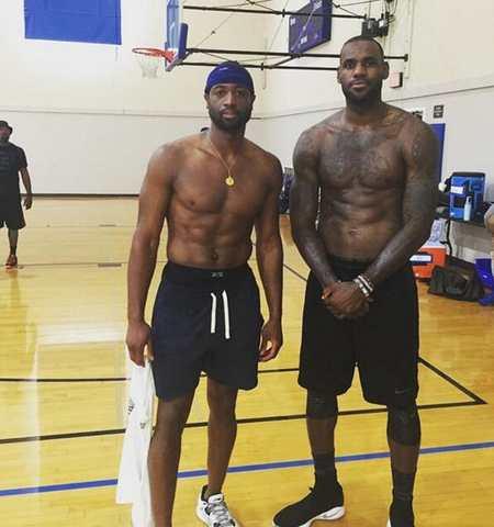 文班亚马替补砍14分12板2帽！轰三记劲爆扣篮 复出后除决赛外全胜（文班亚马替补斩获14分12板2盖帽三记暴扣，复出后除决赛外保持全胜）