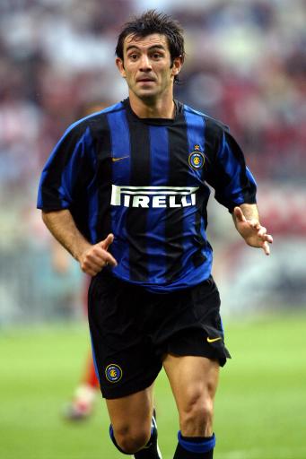 湖人前三节仅得61分，创下球队本赛季前三节最低分（湖人三节合计仅61分，刷新本季三节得分新低）