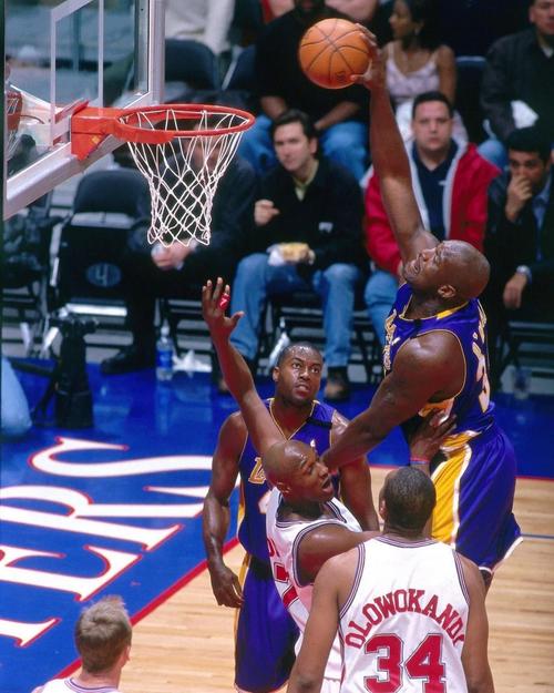 奥尔莫：来巴萨后我遇到了很多问题，一直在改进看不见的方面（奥尔莫：加盟巴萨后挑战不断，我一直在打磨外界看不见的细节）