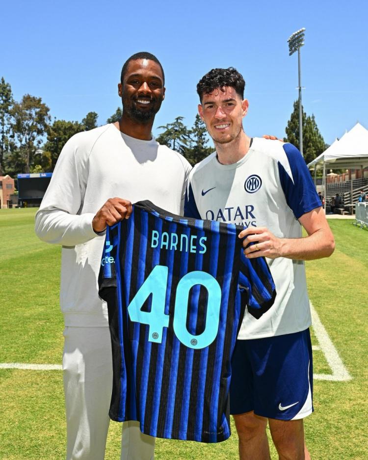 国安官方：中超收官战vs梅州的门票将于15日10点开售（北京国安宣布：对梅州的中超收官战门票将于15日10时开售）