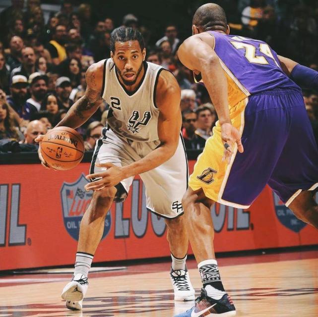 西班牙4-0客胜格鲁吉亚基本直通世界杯，奥亚萨瓦尔两射一传（奥亚萨瓦尔梅开二度+送助攻 西班牙客场4-0格鲁吉亚 基本锁定世界杯席位）