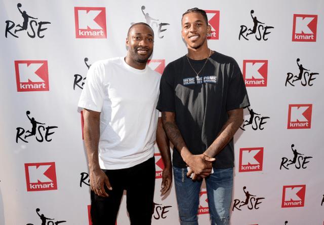 跟队记者：尤文仍在关注帕尔马中场贝尔纳韦（队报记者：尤文对帕尔马中场贝尔纳韦保持关注）