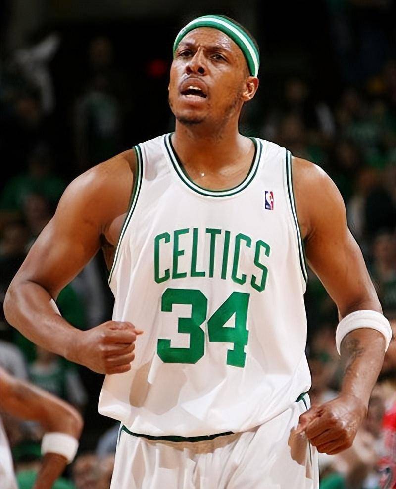 篮球湖人核心球员防守数据提升（湖人核心球员防守数据上扬）