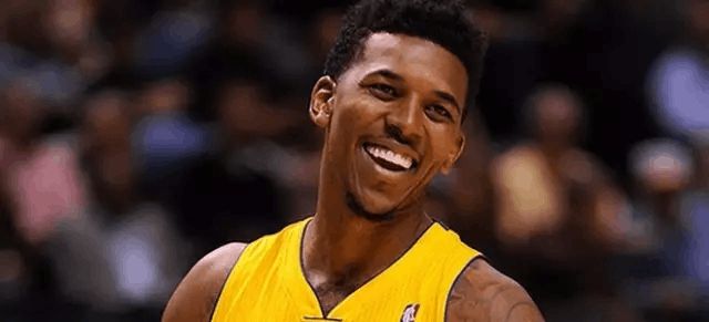 王上源：不想活成别人眼中的王上源，要用自己的方式帮助球队（王上源：不活成他人眼中的我，要用自己的方式助球队）